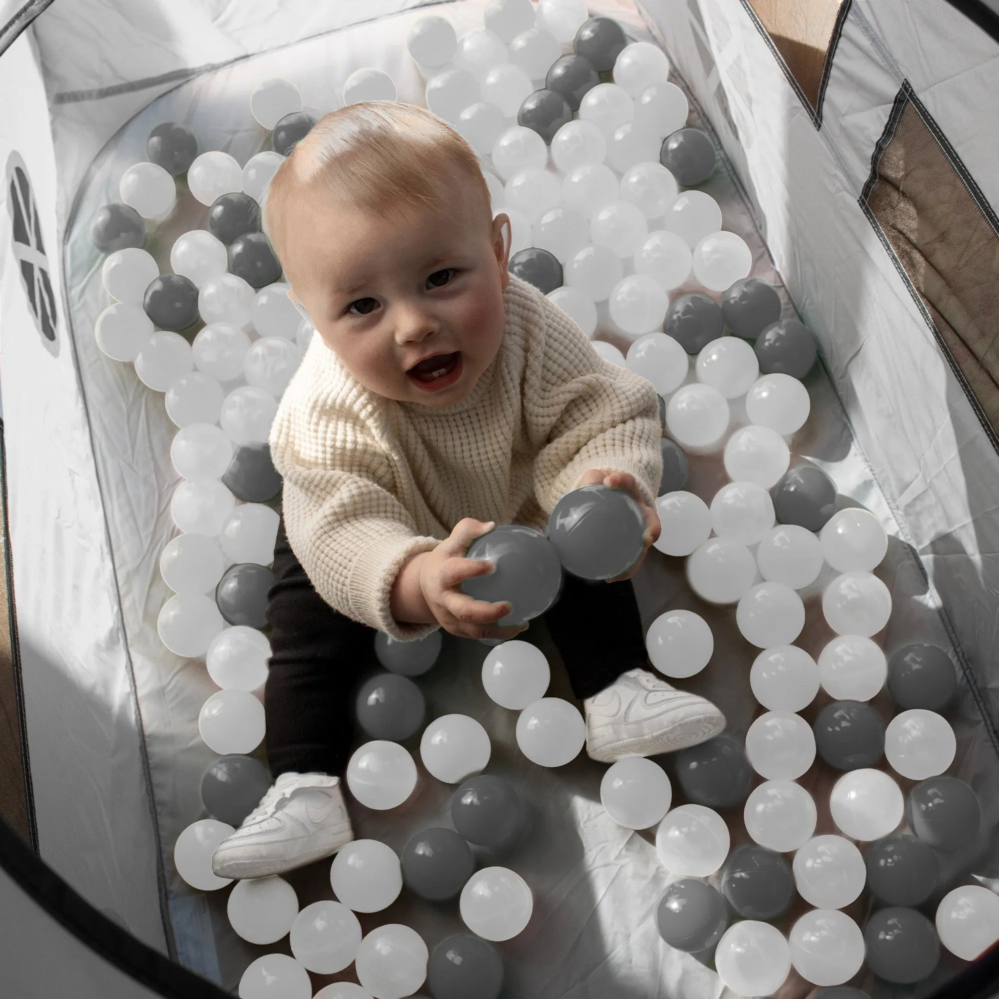 Boîte à balles pour voiture jouet